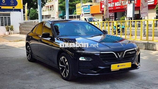 VinFast Lux a base 2022