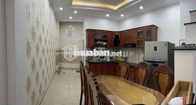 NHÀ 1T2L HẺM XE HƠI TẬN NƠI NGAY CHỢ HIỆP BÌNH. 4PN