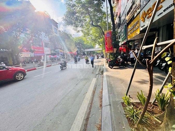 Nhà MẶT PHỐ VIP Thái Hà 5 Tầng 30m 24 Tỷ