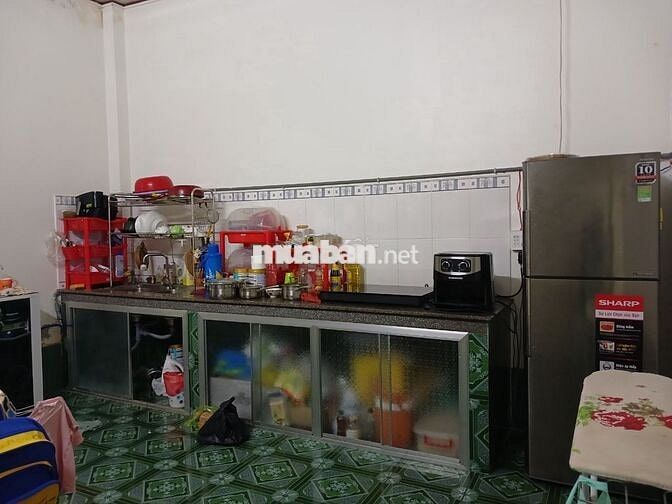 Bán nhà cấp 4 hoàn công mặt tiền đường Hàng Gòn (cặp sông Cái Răng Bé)