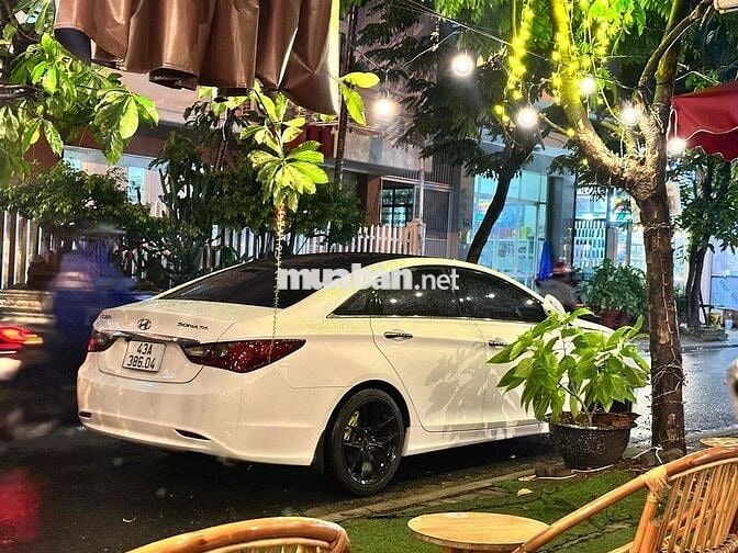 Bán huyndai sonata hoặc đổi xe 7 chỗ gia đình