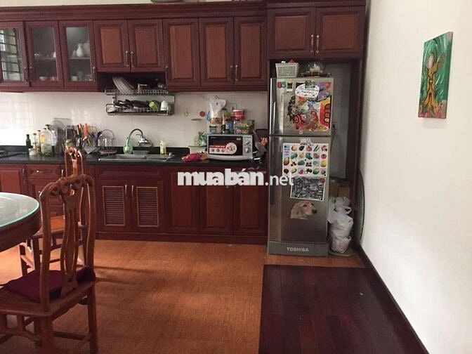 Cho thuê nhà nguyên căn tại Hào Nam, Đống Đa, Hà Nội