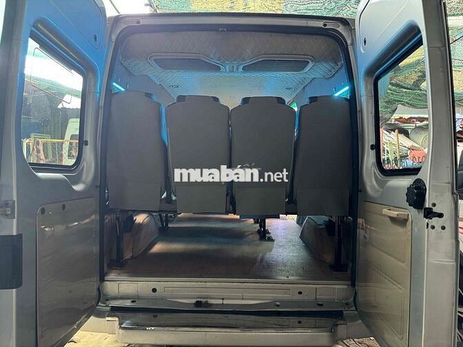 Ford Transit 2016 Standard MID - 228000 km