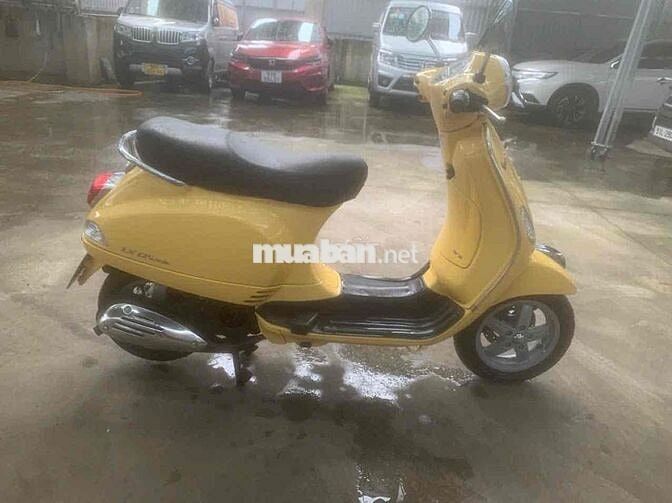 Piaggio 125 3Vie màu vàng xe lướt 10000km bstp