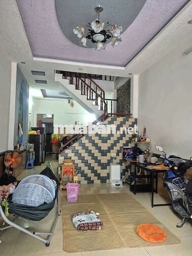 Nhà lầu trệt Dĩ An, Bình Dương