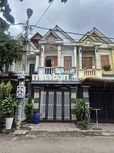 Nhà lầu trệt Dĩ An, Bình Dương