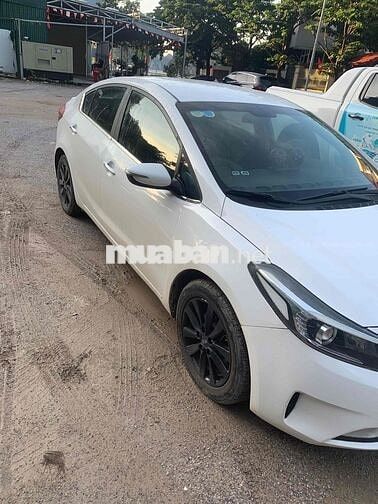 Kia Cerato 2016 1.6 MT - 145000 km