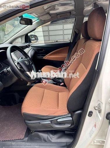Toyota Innova 2.0E 2019