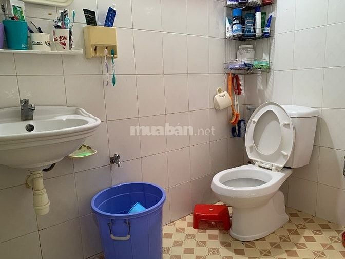 Tìm nam ở ghép . Nhà chung cư nguyên căn 