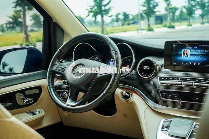 Mercedes Benz V Class 2021 V250 Luxury - 38000 km