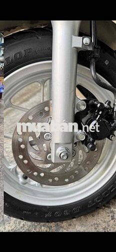 hon đa xe lead 125 màu vàng kem đời 2018