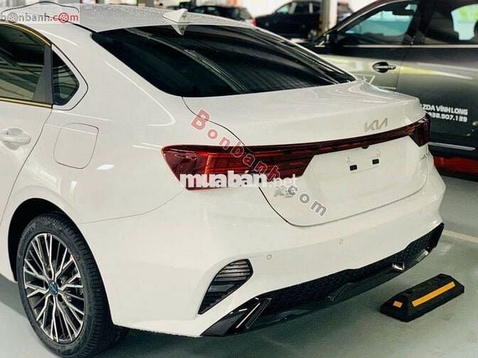 Kia K3 Luxury 1.6 AT 2025
