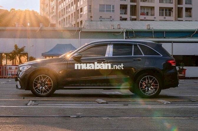 Mercedes Benz GLC200 2022