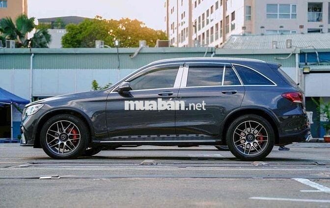 Mercedes Benz GLC200 2022
