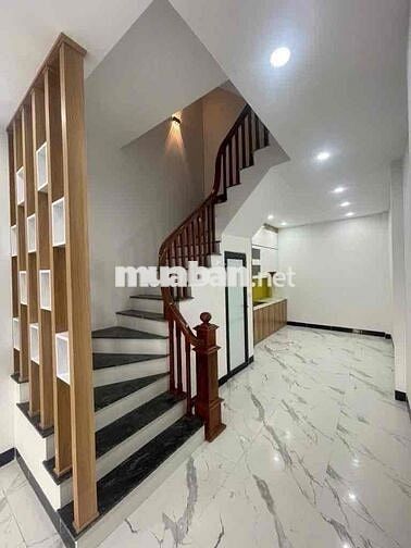 Bán Nhà Mới Lô Góc 33m² 5 Tầng – Chân Ga Tàu Điện Hà Đông – Giá Hơn 7