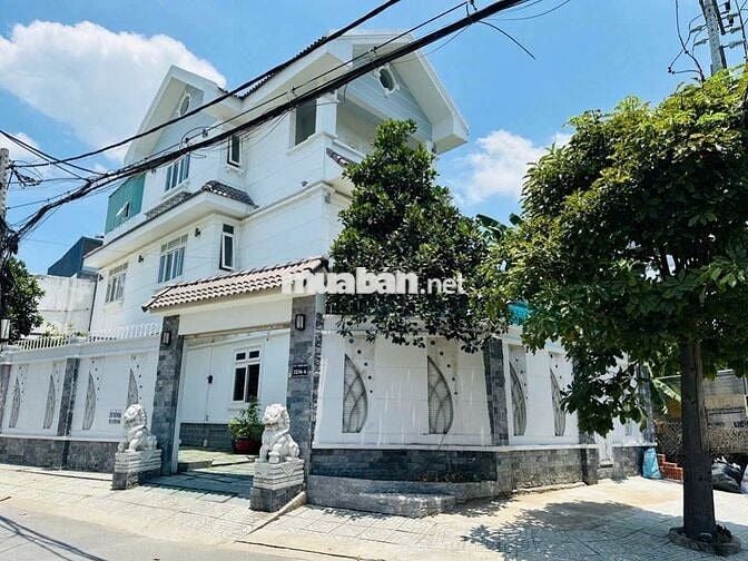 - Cho Thuê 120m2 Phòng Tầng Trệt + Sân Vườn - Giá 7tr /Tháng