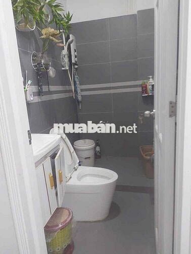 NHÀ 2 TẦNG ĐẸP ĐƯỜNG XE HƠI TRUNG MĨ TÂN XUÂN ĐẸP KO TỲ VẾT