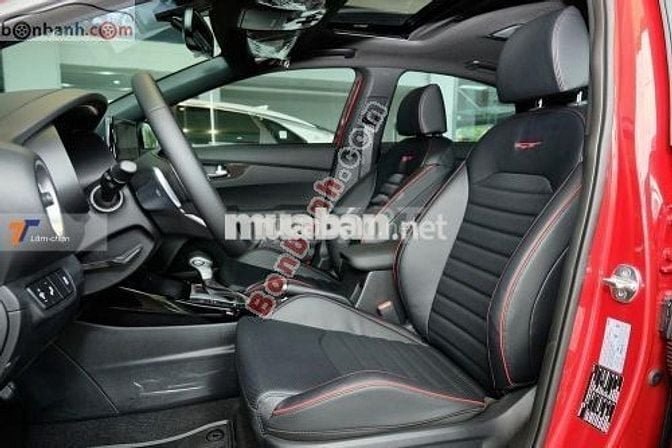Kia K3 Luxury 1.6 AT 2025