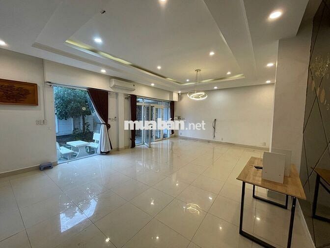 - Cho Thuê 120m2 Phòng Tầng Trệt + Sân Vườn - Giá 7tr /Tháng