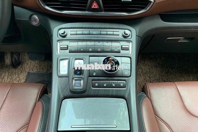 Hyundai Santa Fe 2021 Cao cấp 2.2L HTRAC