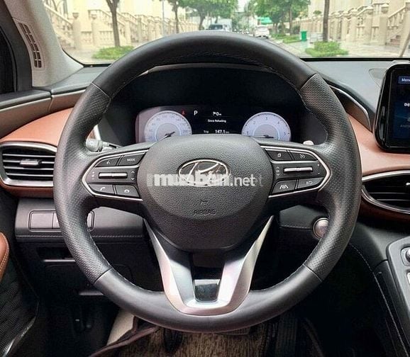 Hyundai Santa Fe 2021 Cao cấp 2.2L HTRAC