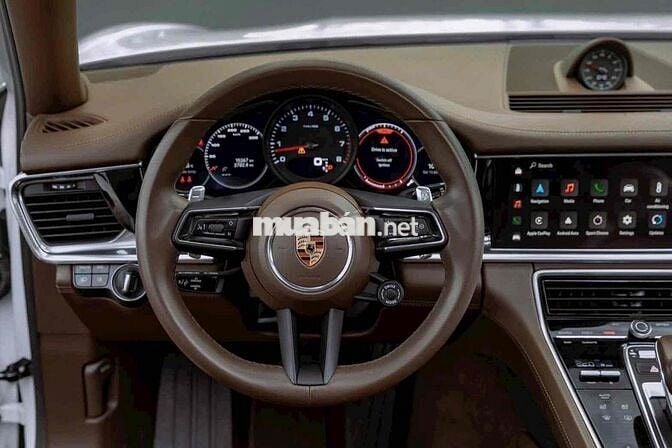 Porsche Panamera 4 Executive Model 2024