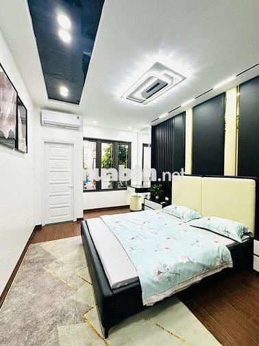 Nhà đẹp Võ Chí Công, tầm tiền hiếm dễ quyết: 5 tầng 4 ngủ giá 8,1 tỷ
