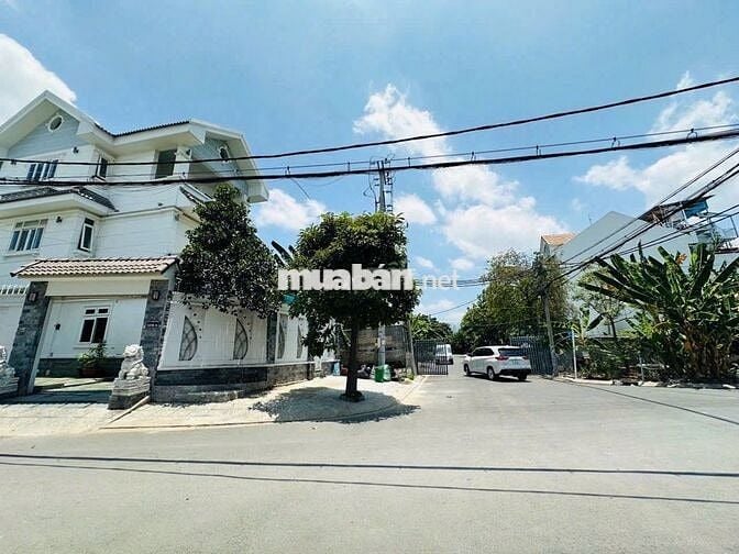 - Cho Thuê 120m2 Phòng Tầng Trệt + Sân Vườn - Giá 7tr /Tháng