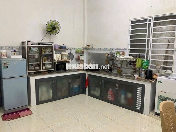 Cần bán gấp căn nhà  trước 30/9 Tân Thời Nhì Hóc Môn 900tr. SHR