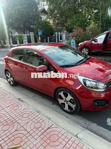 Kia Rio Hatchback 1.4 AT đời cuối 2013