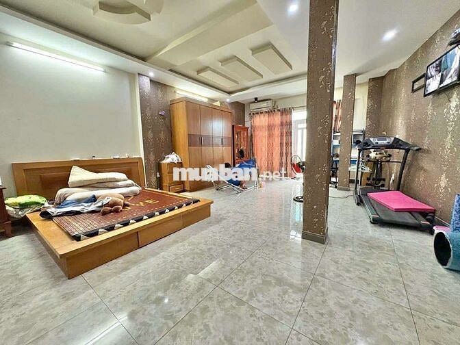 Nhà Mt Đặng Minh Trứ F 10 Q Tân Bình đầu 3,7m nở bụng 11,45 nở hậu7,2m