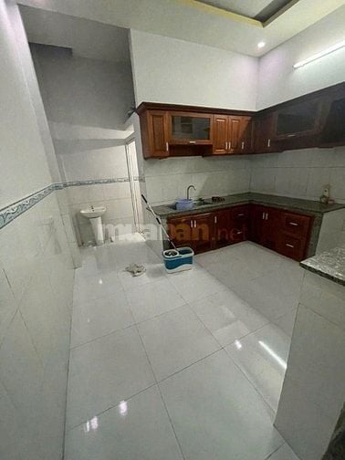 BÁN GẤP NHÀ CHÍNH CHỦ , SHR , GIÁ TỐT .