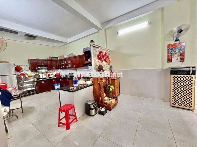 Nhà Mt Đặng Minh Trứ F 10 Q Tân Bình đầu 3,7m nở bụng 11,45 nở hậu7,2m
