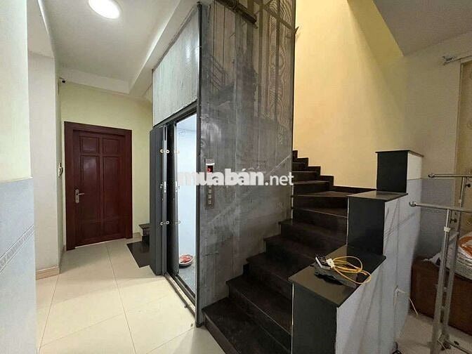 Nhà Mt Đặng Minh Trứ F 10 Q Tân Bình đầu 3,7m nở bụng 11,45 nở hậu7,2m
