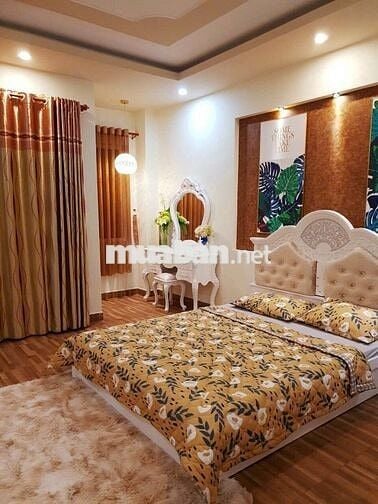 Cho thuê nhà 1 trệt 3 lầu đường số 7 khu công ty 8