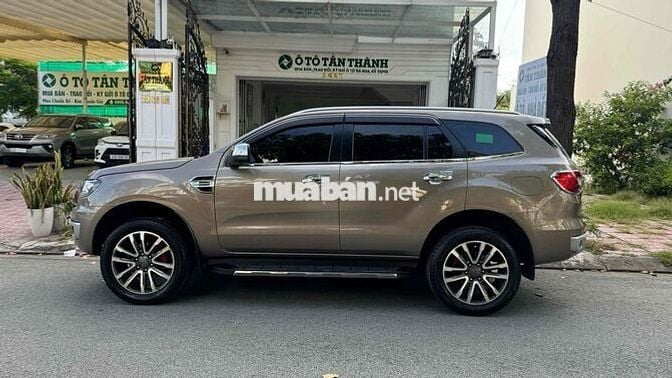 Ford Everest 2019 Titanium 2.0L 4x2 AT - 90000 km