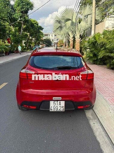 Kia Rio Hatchback 1.4 AT đời cuối 2013