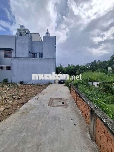 Đất gần trung tâm hành chính Dĩ An phường Dĩ An Tp Dĩ An