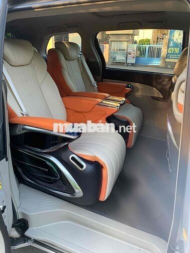Toyota PREVIA LIMOUSINE model 2010
