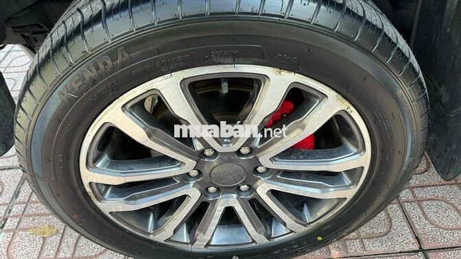 Ford Everest 2019 Titanium 2.0L 4x2 AT - 90000 km