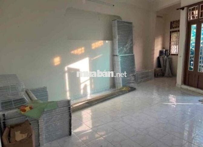 Nhà mặt tiền Sư Vạn Hạnh cho thuê 30 tr/tháng