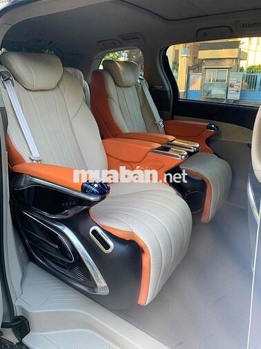 Toyota PREVIA LIMOUSINE model 2010