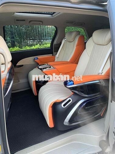 Toyota PREVIA LIMOUSINE model 2010