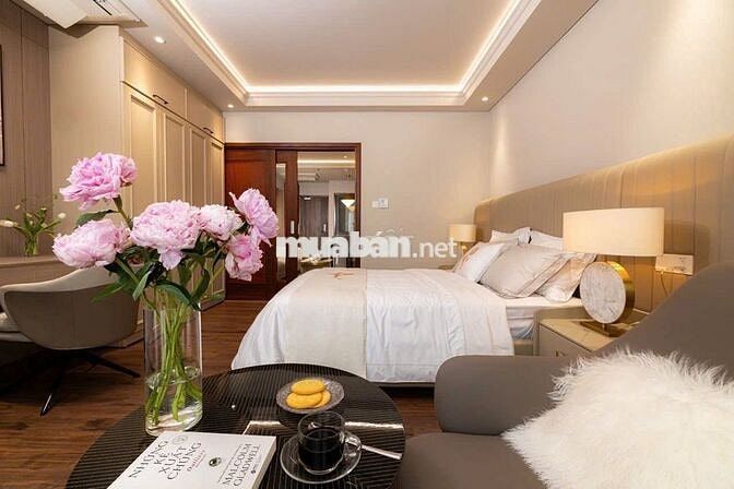 VIEW HỒ BƠI , GẦN SÂN  BAY , 2 Tỷ 4 /60M/2PN _ SỔ SẴN_ XEM LÀ THÍCH