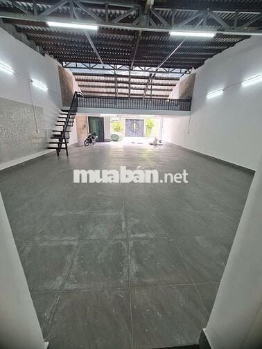 Góc 2 mặt tiền đường số 2 Lữ Gia - giáp Quận 10. DT: 90m2. Nhà 3 tầng.