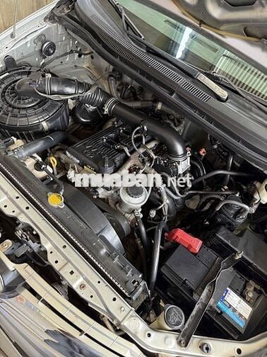 Toyota Innova 2009 V - 168000km