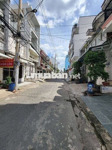 Bán Nhà 3 Tầng Hà Huy Giáp -phường Thạnh Xuân -Q12-Hẻm 8m -dt 81m2