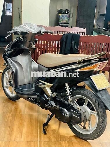 Yamaha Luvias 2011 zin chất
