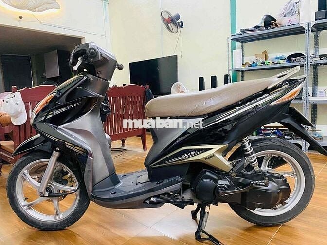 Yamaha Luvias 2011 zin chất