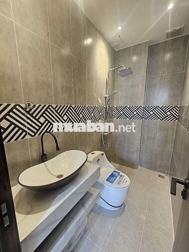 CÔNG VIÊN LÀNG HOA -XE HƠI NGỦ NHÀ -70m2 -ĐẸP LUNG LINH -  6,8 TỶ
